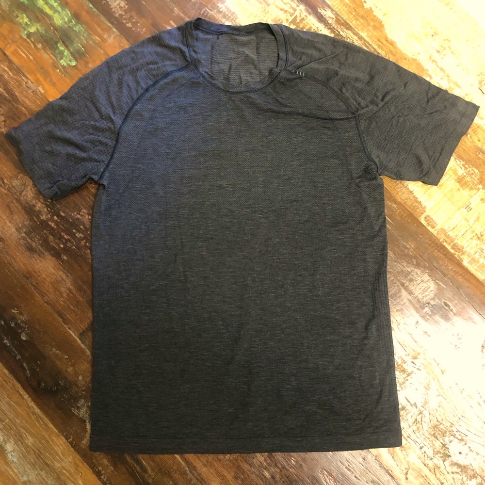 lululemon Metal Vent Tech- Charcoal/Black
